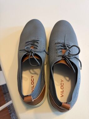 Vilocy Men's Casual Knit Lace-Up Shoes in Gray.   Sz 47(13). Tub6
